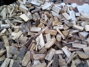 Kaminholz Eiche trocken